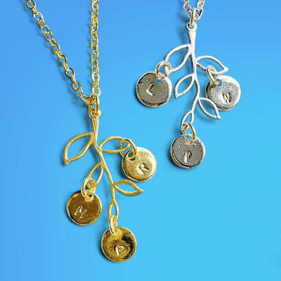 A Mother Like No Other Family Tree Necklace