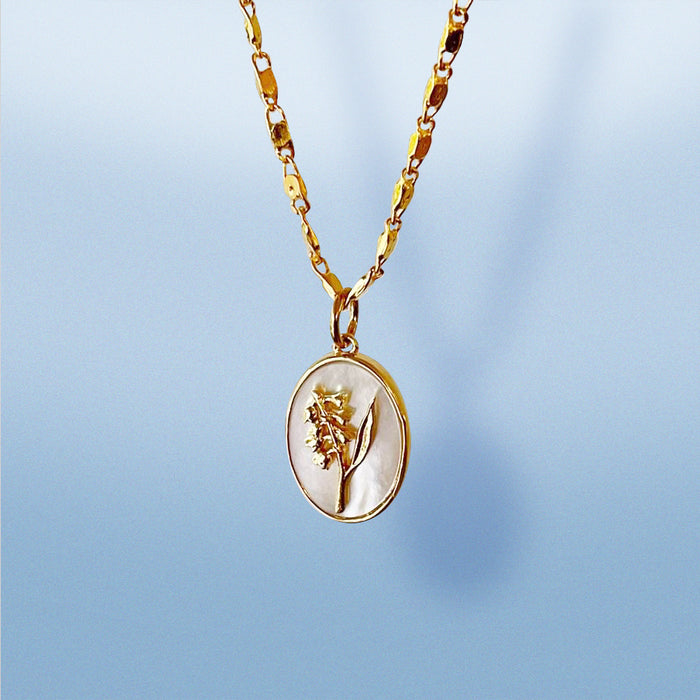 Mother of Pearl Flower Necklace For New Mothers