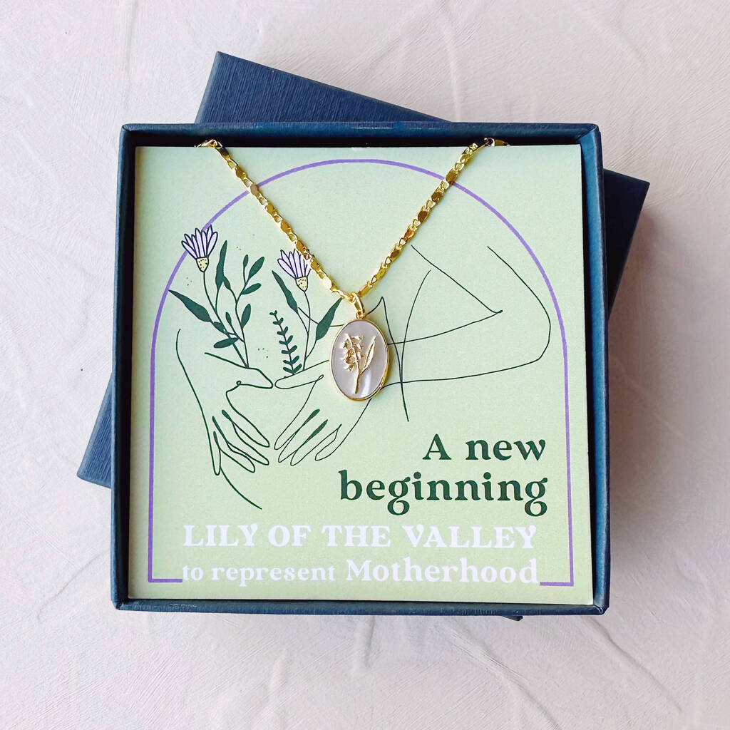 Mother of Pearl Flower Necklace For New Mothers