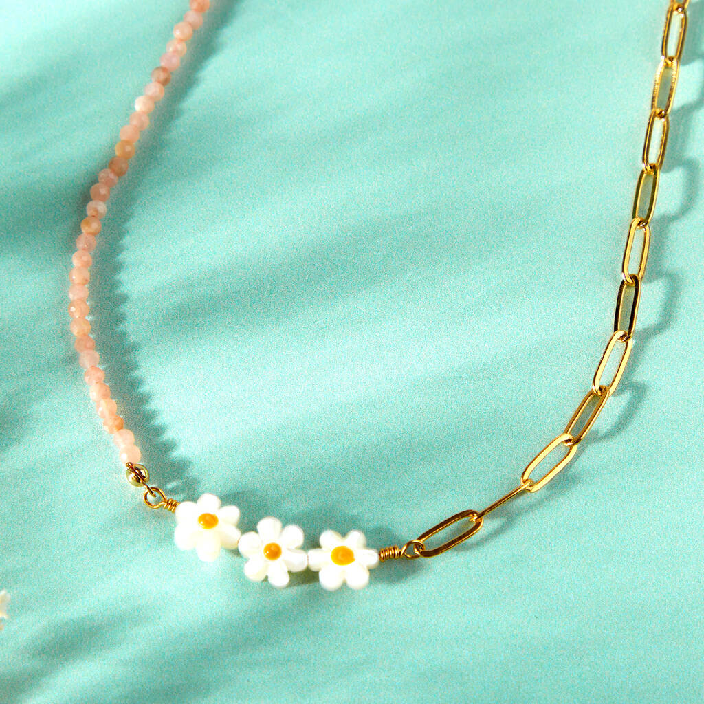 Daisy Chain Necklace
