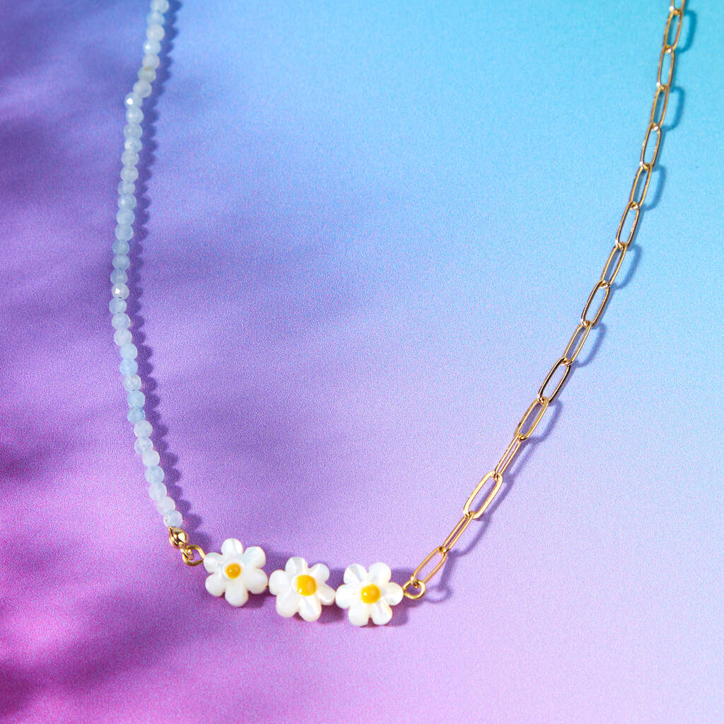 Daisy Chain Necklace