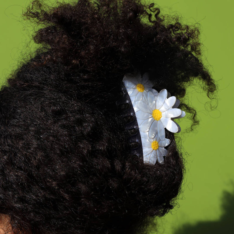 Daisy Flower Resin Claw Hair Clip