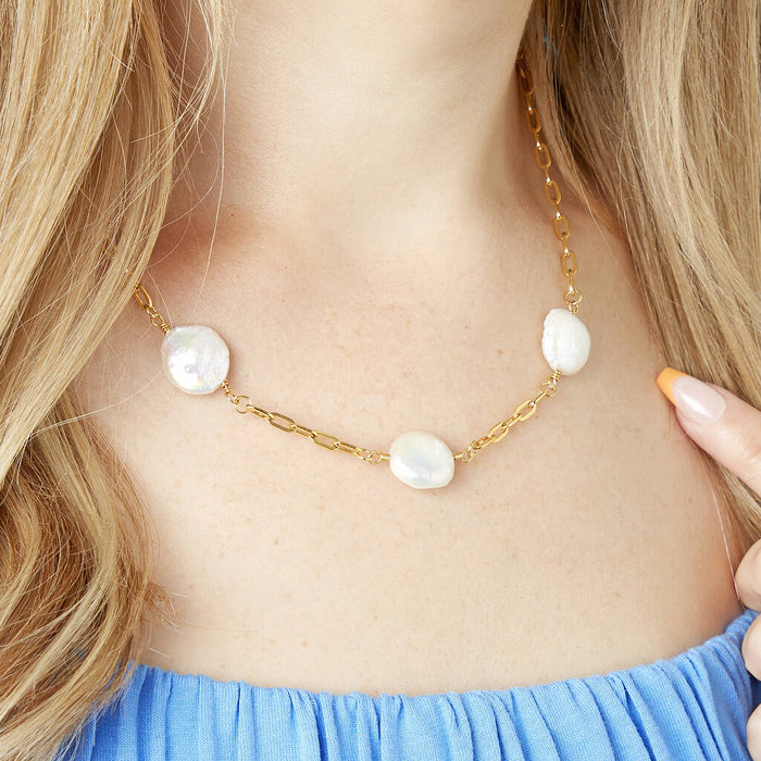Sunkissed Pearl And Chain Necklace