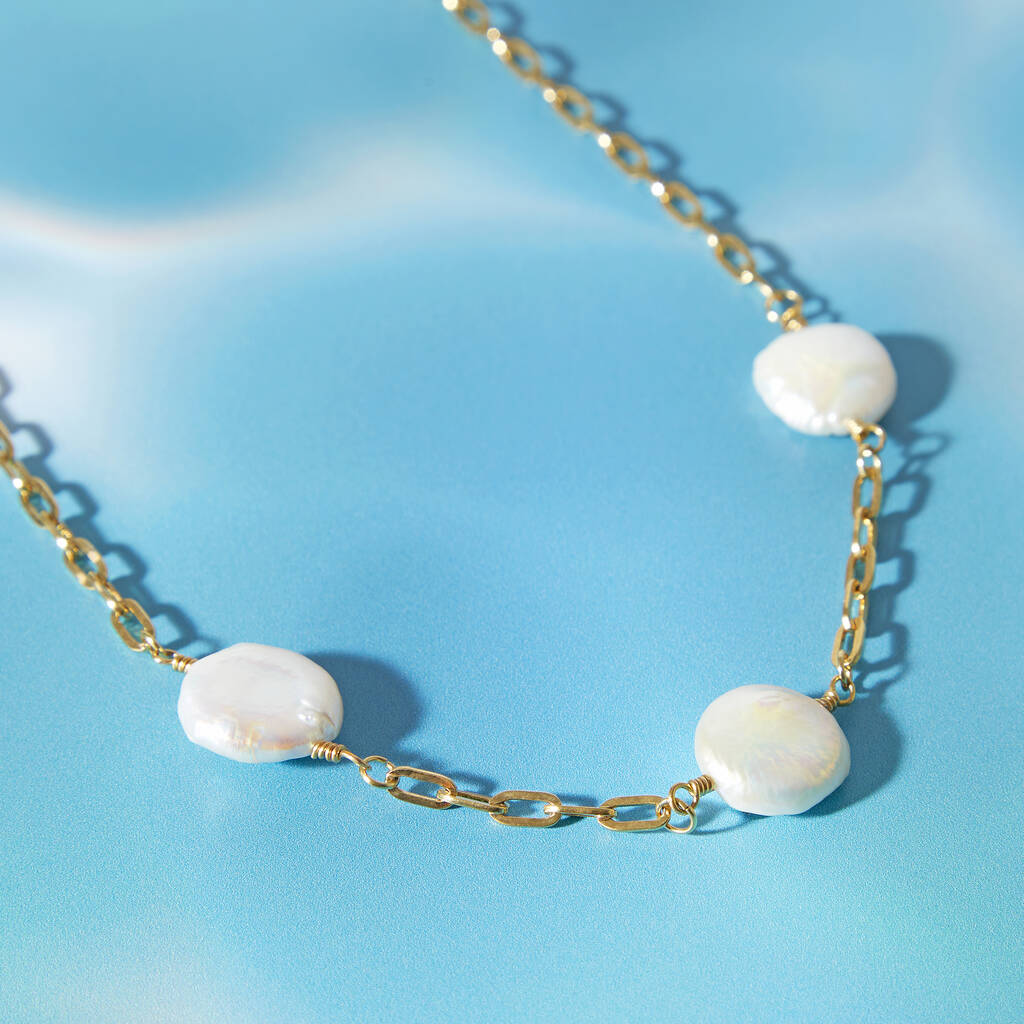 Sunkissed Pearl And Chain Necklace